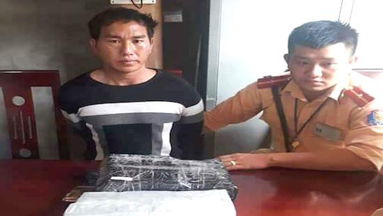  Bắt đối tượng vận chuyển 20 bánh heroin từ Lào về Việt Nam