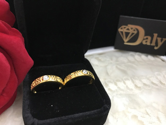 Cặp nhẫn cưới “nghìn like” trị giá 16 triệu đồng dành tặng cặp đôi 