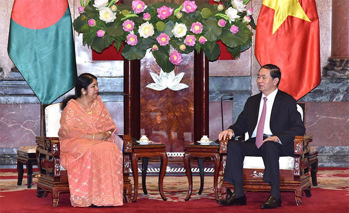 Chủ tịch Quốc hội Bangladesh hội đàm, tiếp xúc với lãnh đạo Việt Nam