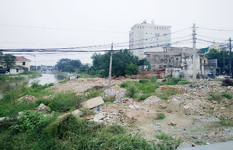 Thanh Hoá: Nhức nhối nạn đổ trộm phế thải xây dựng