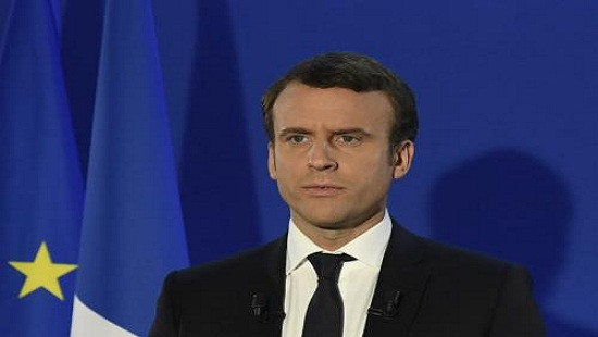 Tổng thống Pháp bất lực nhìn uy tín ngày càng giảm mạnh