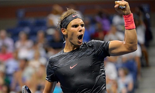 nadal-xu-dep-doi-thu-ky-gio-federer-de-dang-di-tiep-o-rogers-cup