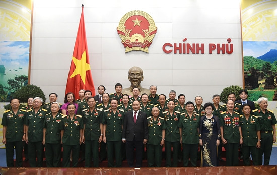 Thủ tướng gặp mặt Hội truyền thống Trường Sơn - đường Hồ Chí Minh