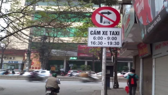 Hà Nội thêm nhiều tuyến phố cấm taxi hoạt động