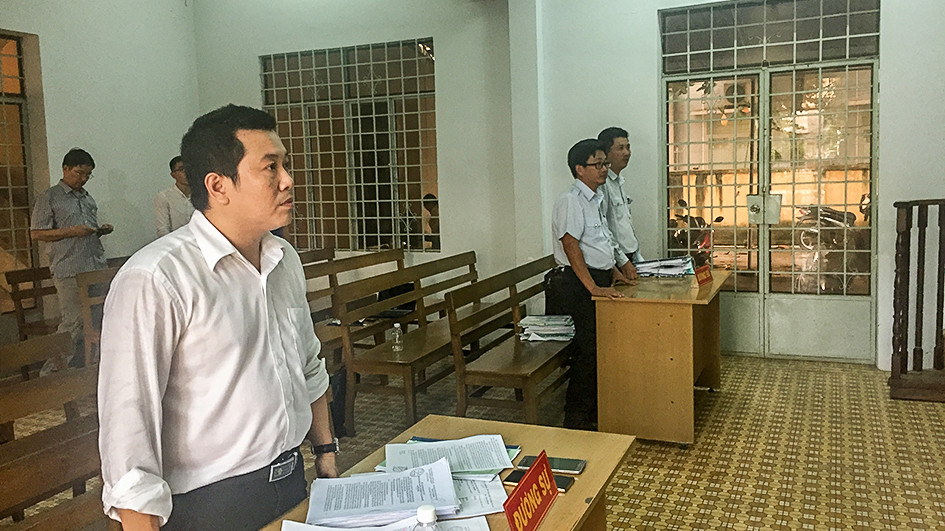 Vụ nguyên Phó GĐ trung tâm phát triển quỹ đất kiện Sở TNMT tỉnh Tây Ninh: Bất thường trong quyết định buộc thôi việc