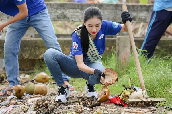 Hà Thu chính thức dự thi Hoa hậu Trái Đất 2017