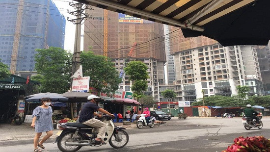 Hà Nội: Một công nhân bị chém tử vong gần cổng chợ Mỹ Đình