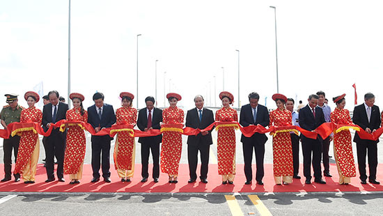 Thủ tướng dự lễ khởi công tổ hợp sản xuất ô tô tại Hải Phòng