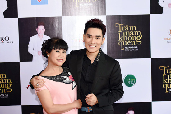Hoài Linh sẽ tiếp tục ‘làm vợ’ Quang Hà trong đêm diễn tại Hà Nội