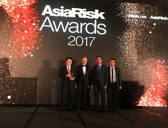 BIDV nhận giải thưởng House of The Year- Vietnam 2017  do tạp chí Asia Risk trao tặng