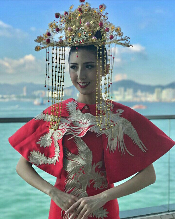 Thí sinh Châu Á chi mạnh cho trang phục dân tộc tại Miss Grand International 2017