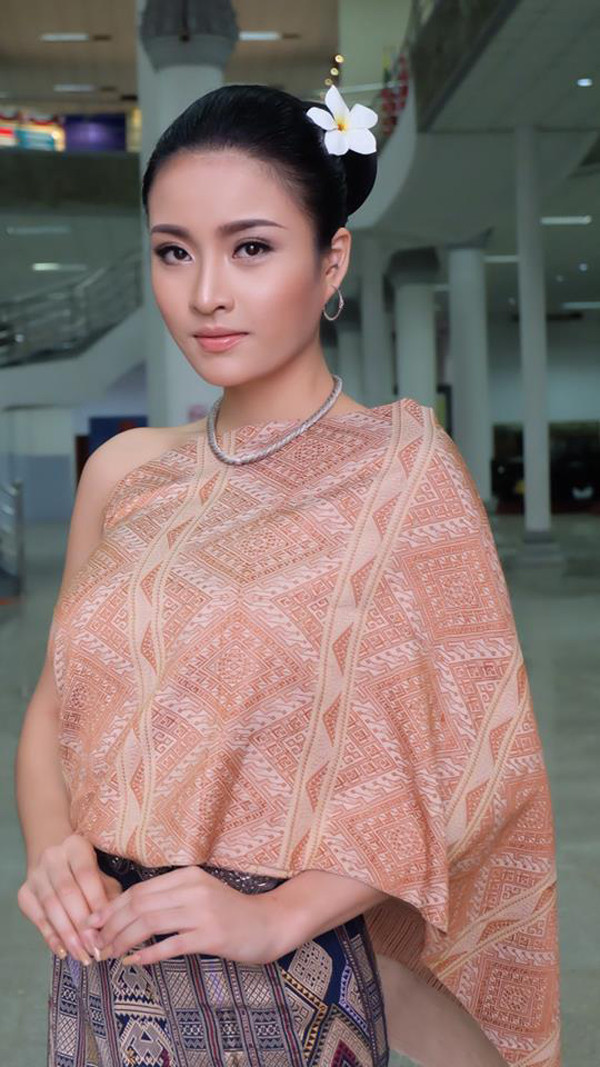 Thí sinh Châu Á chi mạnh cho trang phục dân tộc tại Miss Grand International 2017
