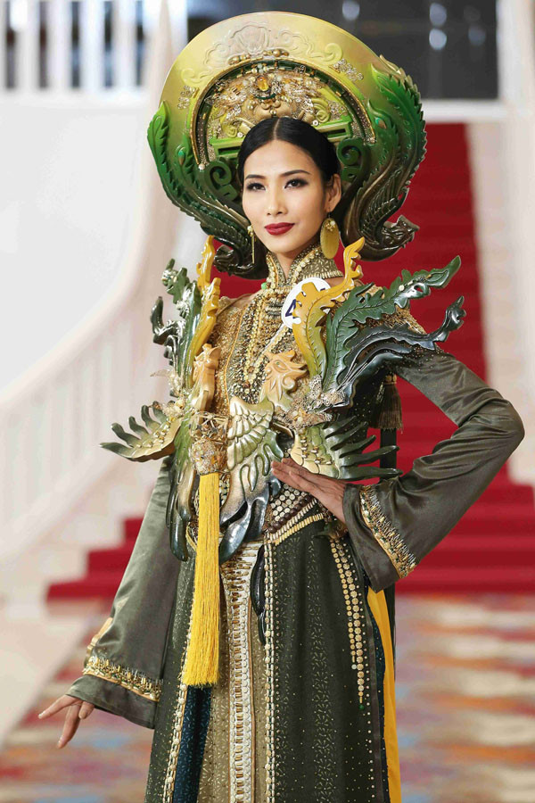 Tôi là Hoa hậu hoàn vũ Việt Nam- tập 2: Cái bĩu môi “thần thánh” của Mai Ngô