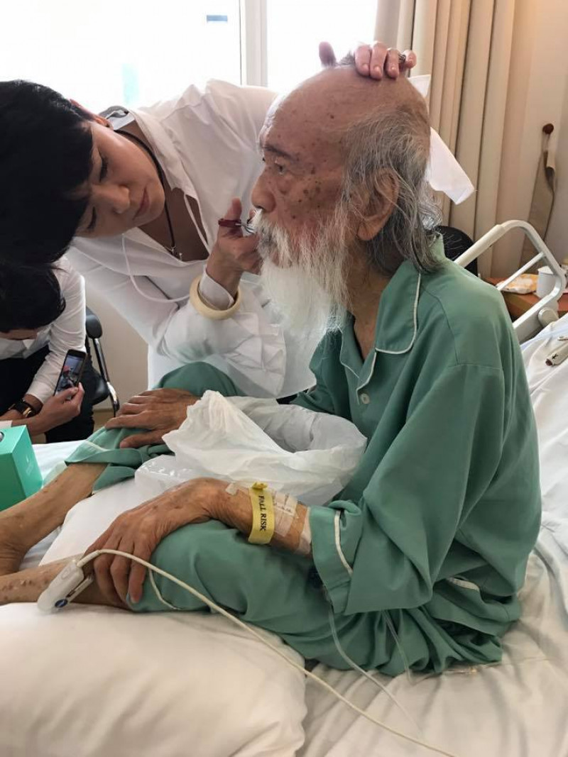 Những hình ảnh đẹp về PGS Văn Như Cương