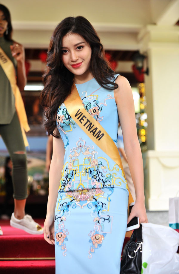 Huyền My lấy lại phong độ tại Miss Grand International 2017 