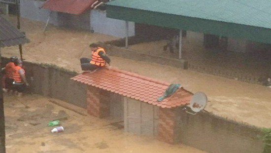 16 người chết và mất tích do mưa lũ ở Yên Bái