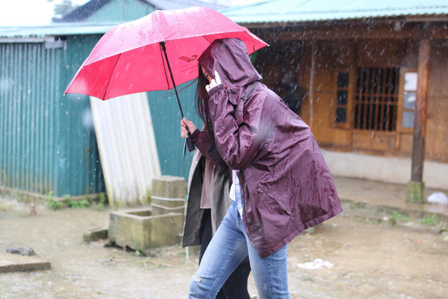 Yên Bái sạt lở do mưa lũ, bản Cu Vai và Hoa hậu Mỹ Linh bị cô lập hoàn toàn