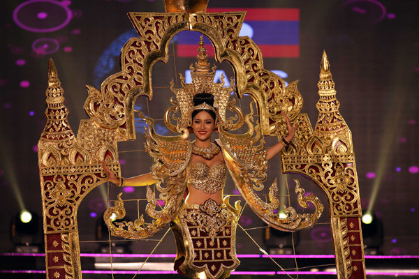 Mãn nhãn đêm trình diễn trang phục dân tộc tại Miss Grand International 2017