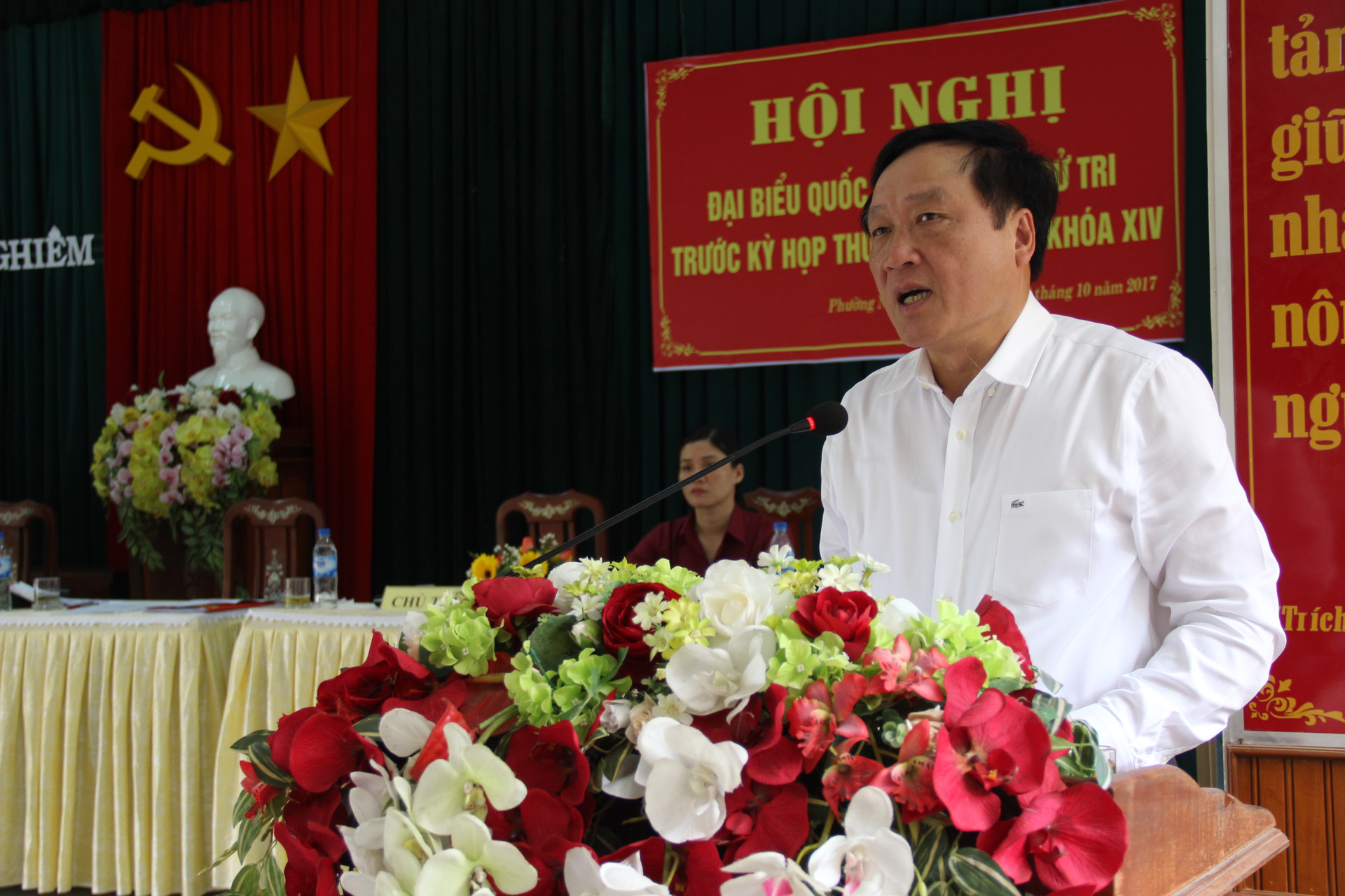 Chánh án TANDTC Nguyễn Hòa Bình làm việc với lãnh đạo tỉnh Quảng Ngãi