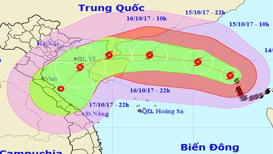 Bão số 11 có sức gió 115-135km/giờ, liên tục đổi hướng di chuyển