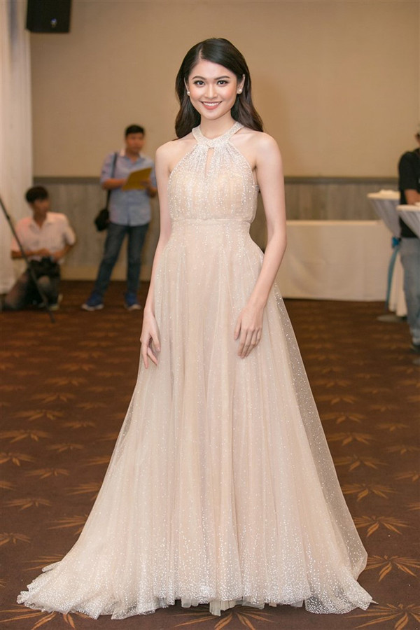 Hoa hậu Đỗ Mỹ Linh đặt mục tiêu vào top 5 Hoa hậu Thế giới 2017