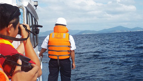 Vẫn chưa tìm thấy 3 thuyền viên mất tích trên vùng biển Bạch Long Vĩ