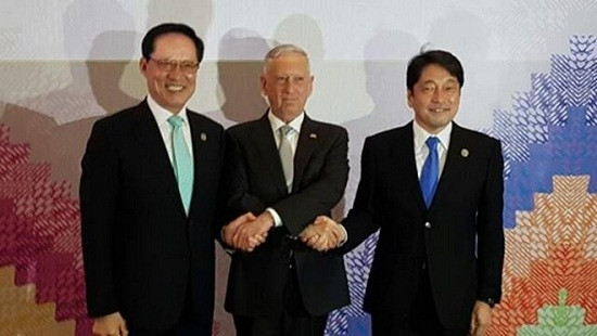 Bộ trưởng Mỹ - Nhật - Hàn nhất trí gây sức ép tối đa với Triều Tiên