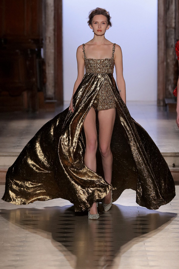 Tony Ward mang thế giới thời trang Haute Couture đến Hà Nội
