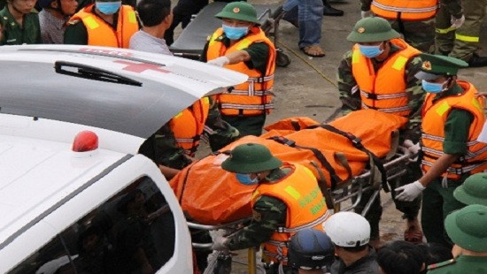 Tìm thấy 5 thi thể thuyền viên bị nạn trên vùng biển Quy Nhơn