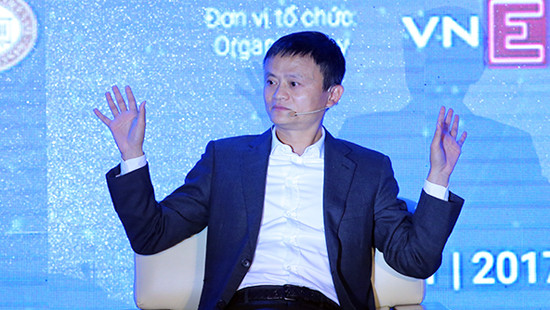 Tỷ phú Jack Ma: Vấn đề đầu tiên là ý tưởng chứ không phải là tiền