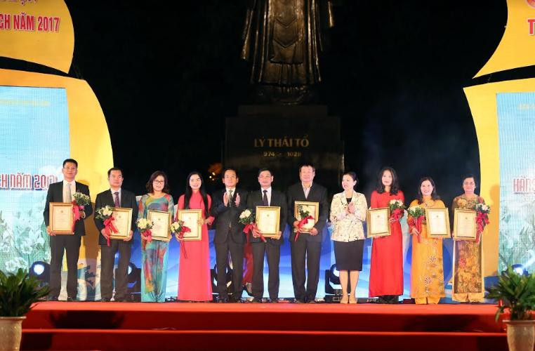 Tân Á Đại Thành được công nhận Hàng Việt Nam được người tiêu dùng yêu thích