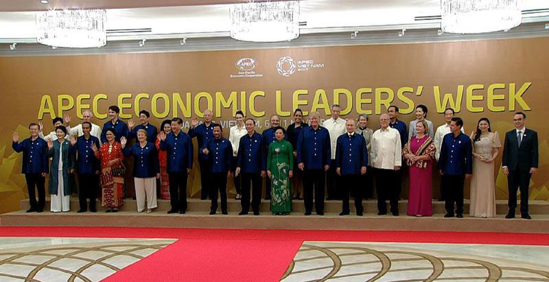 Chủ tịch nước và phu nhân chủ trì tiệc chiêu đãi các nhà Lãnh đạo APEC