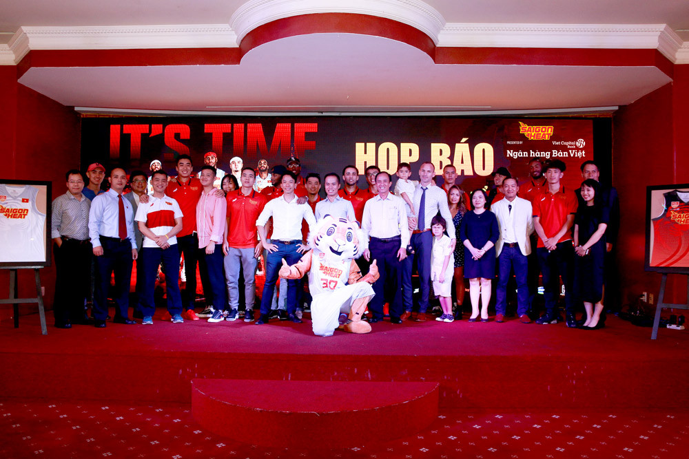 Ngân hàng Bản Việt tiếp tục là nhà tài trợ chính cho SaiGon Heat dự giải ABL 2017-2018