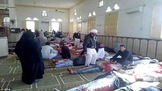 Ai Cập: Đánh bom, xả súng đẫm máu khiến ít nhất 155 người thiệt mạng