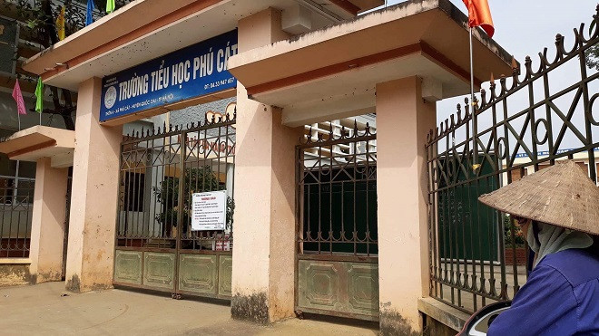 Trường Tiểu học Phú Cát bị tố 