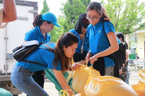 Chung tấm lòng, hướng về miền Trung ruột thịt