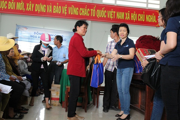 Masan Consumer tặng 200 triệu đồng cho ngư dân tỉnh Khánh Hoà