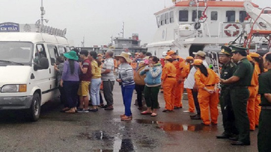 Vụ chìm tàu cá trên vùng biển Vũng Tàu: Tìm thấy 1 ngư dân còn sống