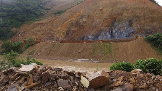 Lai Châu: Sập sàn bê tông thủy điện Nậm Na 1, hai người chết