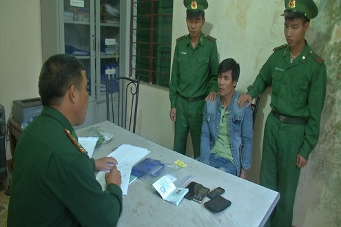 Bắt 2 đối tượng vận chuyển ma túy từ Lào về Việt Nam tiêu thụ