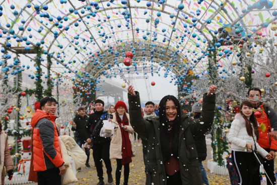 Lạc vào xứ sở băng giá Sun World Fansipan Legend trong một Lễ hội mùa đông đặc biệt