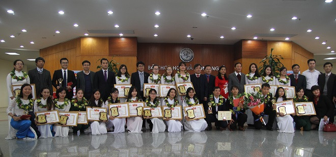 9 tài năng trẻ khoa học công nghệ xuất sắc được nhận Giải thưởng Quả cầu vàng
