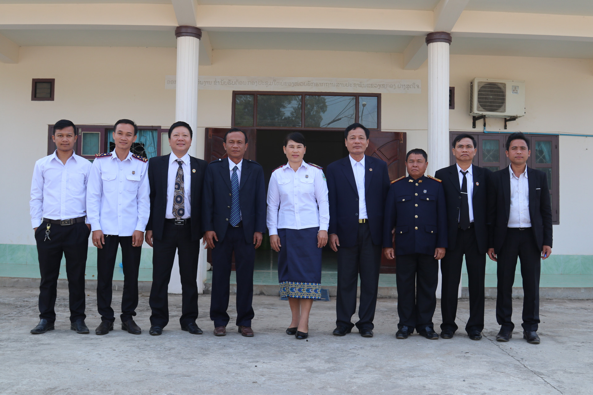 Hội đàm trao đổi kinh nghiệm giữa TAND tỉnh Quảng Nam và Tòa án tỉnh Sekong - Lào