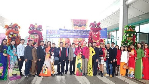 Cố đô Huế đón hơn 3 vạn khách tham quan đến “xông đất” dịp Tết Dương lịch
