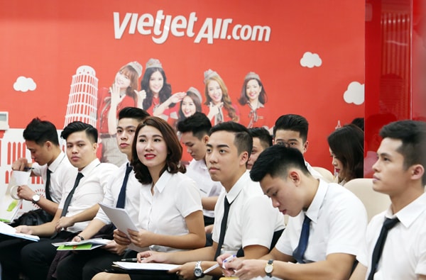 Vietjet tuyển dụng tiếp viên 