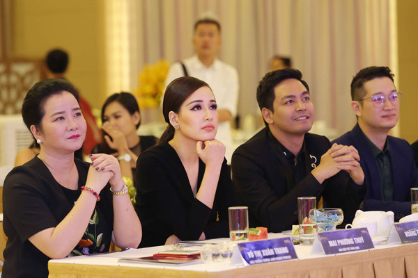 “Cú lội ngược dòng” của Hoa hậu hoàn vũ Việt Nam 2017