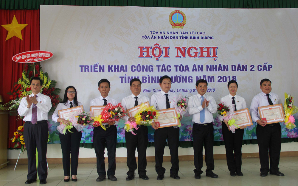 Phó Chánh án Lê Hồng Quang dự hội nghị triển khai công tác TAND tỉnh Bình Dương