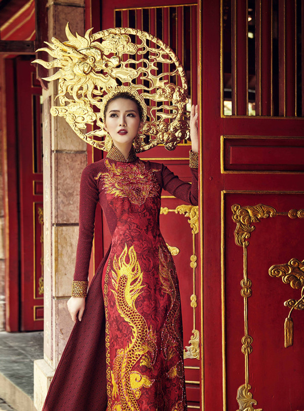 Tường Linh mang hình ảnh rồng đến Hoa hậu Liên lục địa 2017