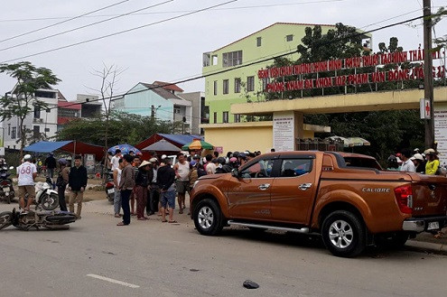 Vụ xe bán tải tông 6 người ở Huế: 1 nạn nhân đã tử vong