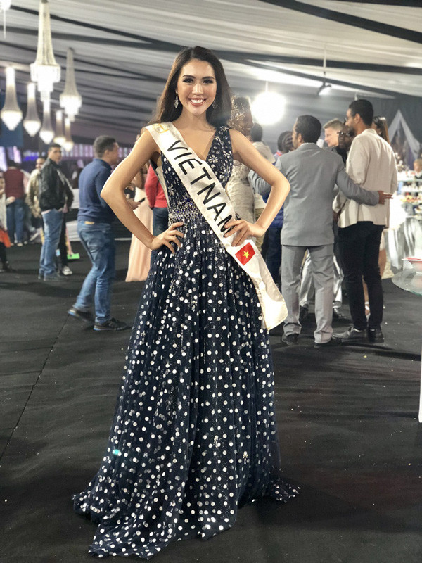 Tường Linh trở thành Hoa hậu được yêu thích nhất ở Miss Intercontinental 2017